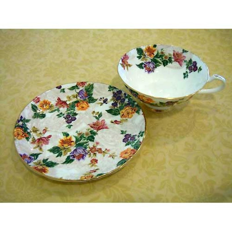 画像1: ヴィクトリアンシリーズ　カップ＆ソーサー　ペアセット
